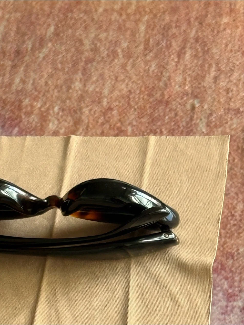 Loewe Tortoiseshell Inflated Cat-Eye Sunglasses - Picture 4 of 4